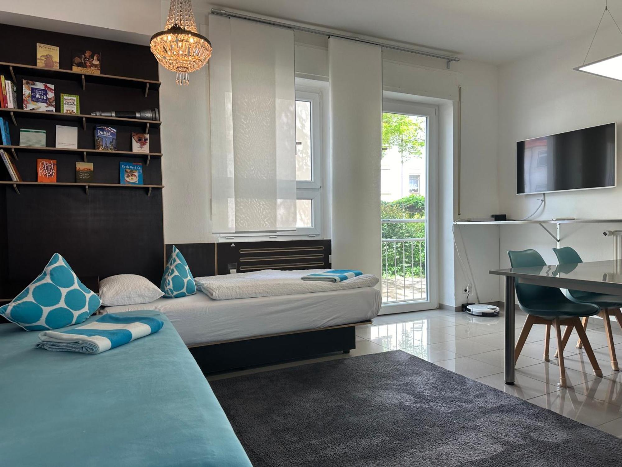 Apartment11 *