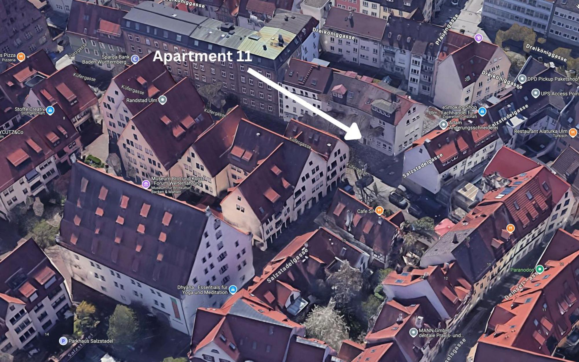 Apartment11 *